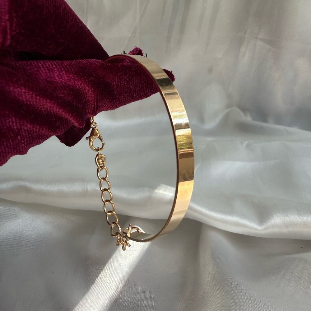Zara Just In Zara 3x  stainless steel Elegant Gold Bracelet Set - Picture 8 of 12